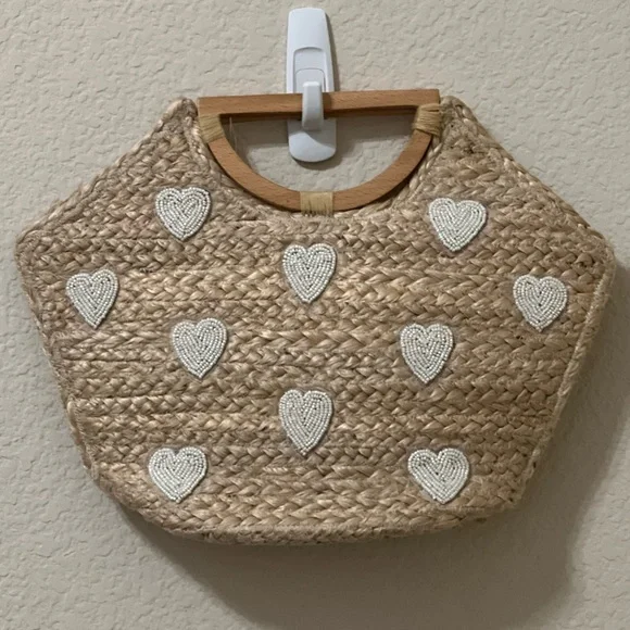 Shiraleah Natural Straw Tote with Beaded White Heart Details - Picture 1 of 8